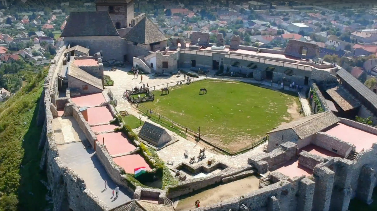 Sümegi vár drón referencia