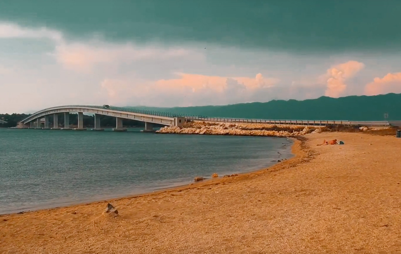 Vir sziget drón referencia